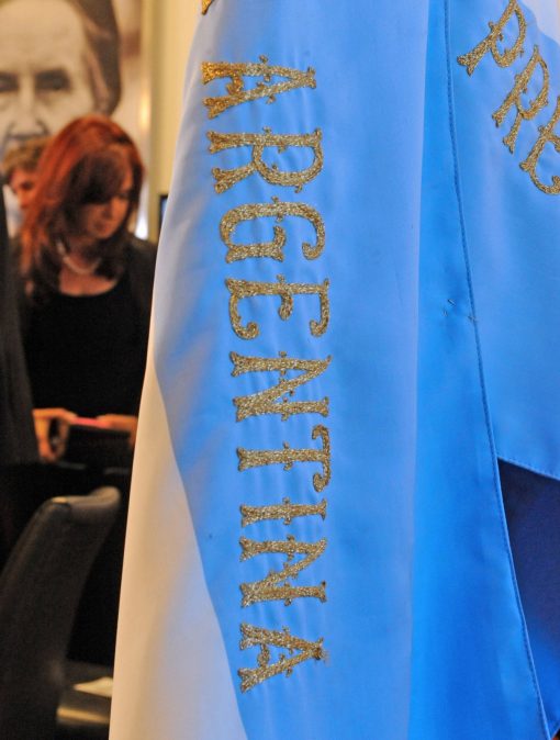 La_presidenta_Cristina_Fernández_de_Kirchner_envió_un_congreso_de_expropiación_del_51%_ddddde_YPF_S.A.