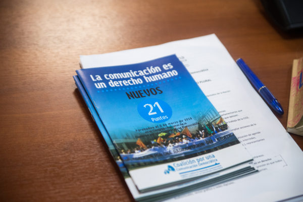 NUEVAS OLAS, NUEVAS CATEGORÍAS