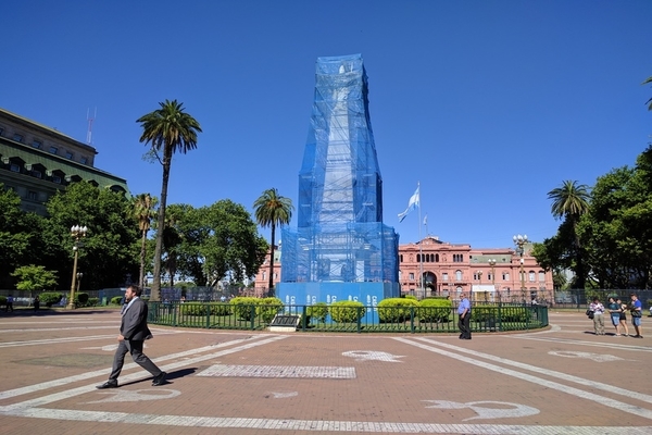 LA PATRIA EN DISPUTA