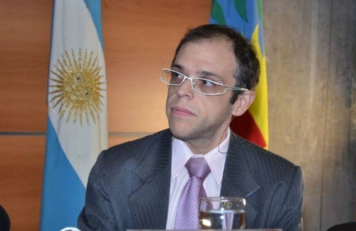 “UNA SOCIEDAD QUE NO INCLUYE A LOS MAYORES, NO TIENE DESTINO”