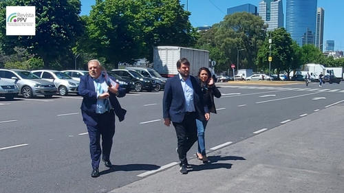 comodoro denuncia portada