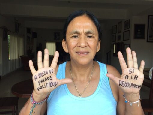 Feministas a favor de la libertad a Milagro Sala