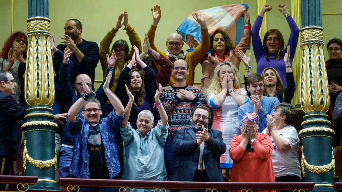 Foto portada. Aprobación ley trans España