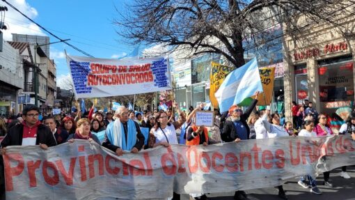 Portada. Paro docentes salteños