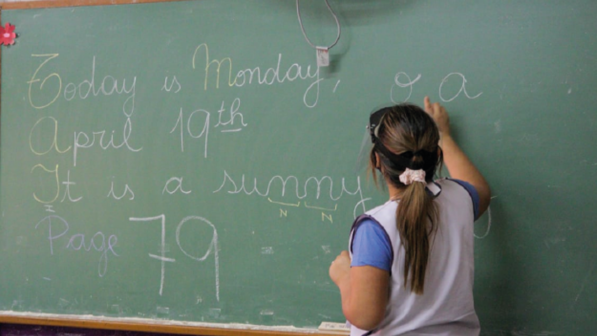 Portada: El GCBA privatiza el dictado de inglés en las escuelas