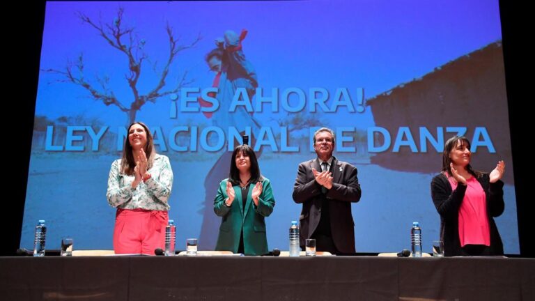 Portada. Apoyo a la Ley Nacional de Danza