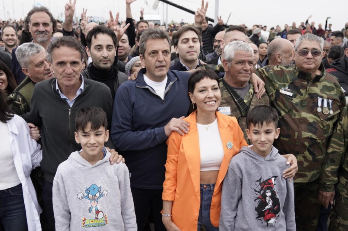 Portada: Massa inaugura Parque de la Ribera en Quilmes