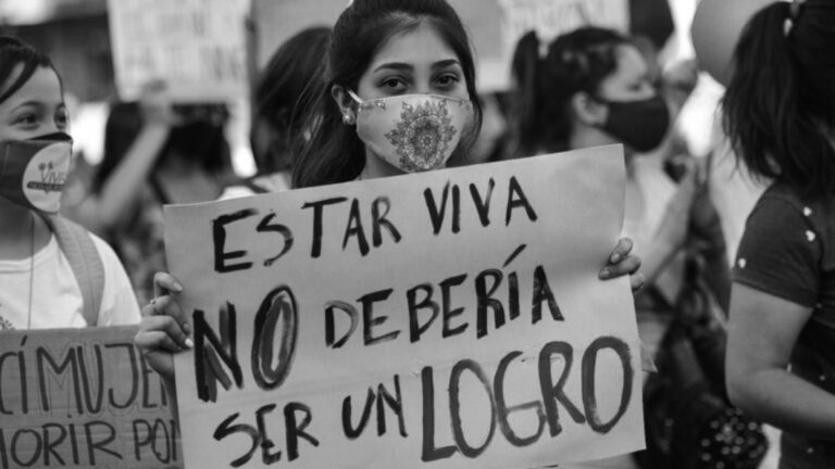 Portada. Femicidios