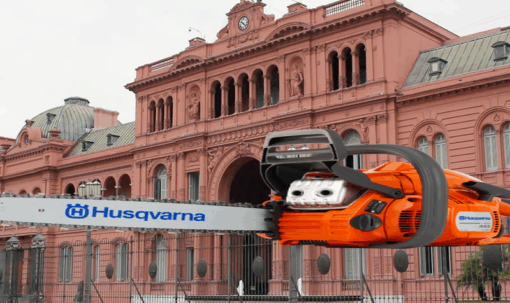 Portada. Motosierra