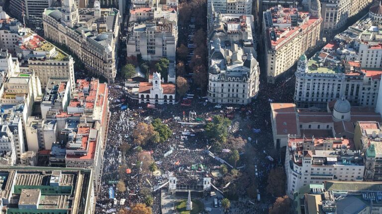 Portada. Marcha 18 de junio