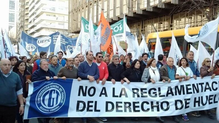 Portada. Derecho a Huelga