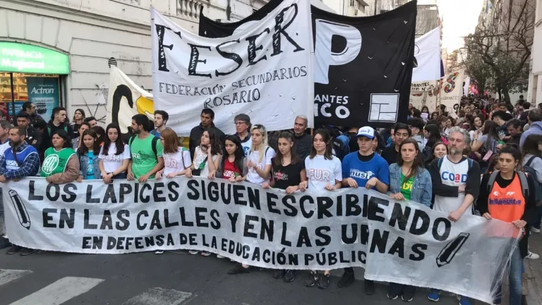 2019-09-16-marcha-noche-los-lapices-01-by_hriojpg