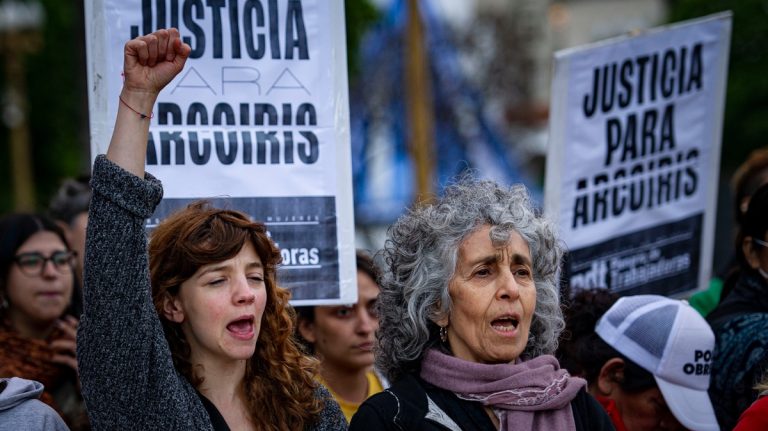 Portada. Justicia por Arcoíris
