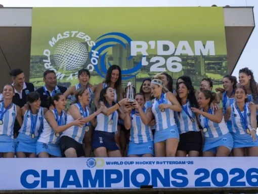 Portada. Selección hockey femenino +50